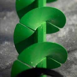 Ice Strong Outdoors Ion 10